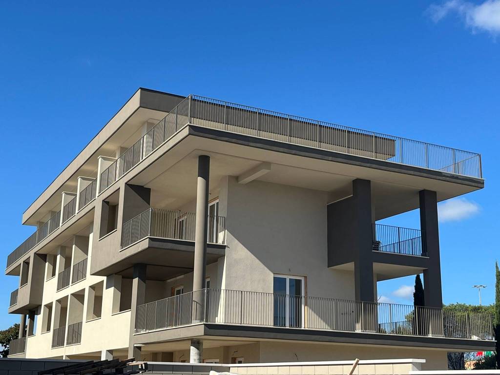 appartamento in vendita a Roma in zona Acilia