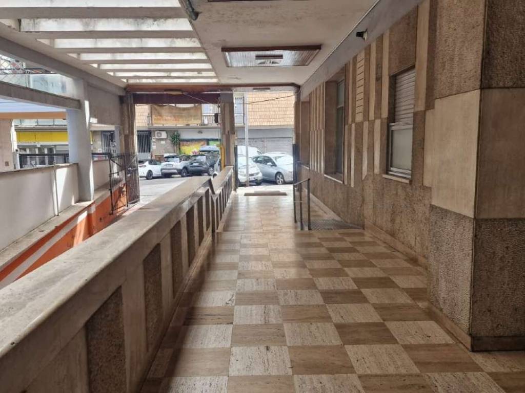 appartamento in vendita a Roma in zona Appio Latino