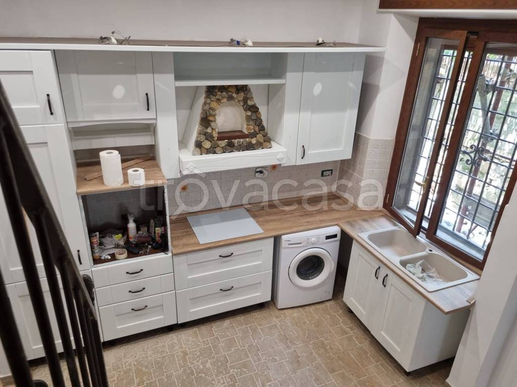 appartamento in vendita a Roma in zona Magliana Vecchia