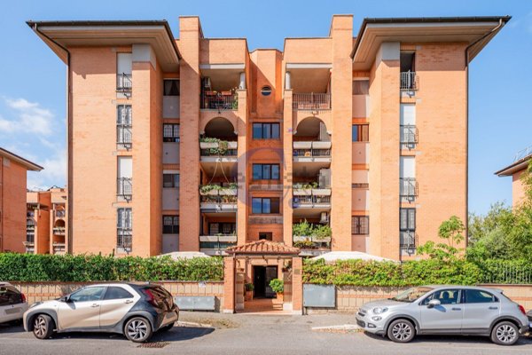 appartamento in vendita a Roma in zona Magliana Vecchia