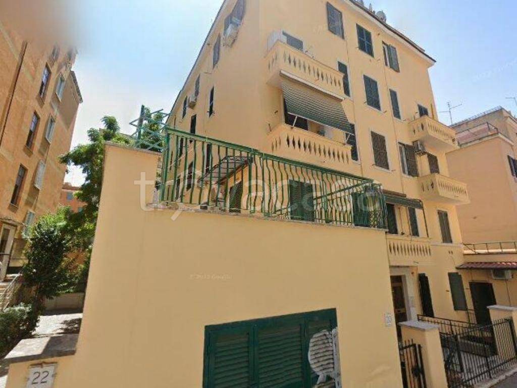 appartamento in vendita a Roma in zona Gianicolense
