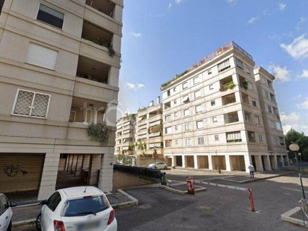 appartamento in vendita a Roma in zona Torrino