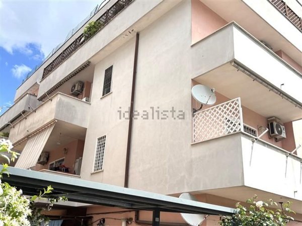 appartamento in vendita a Roma in zona Acilia