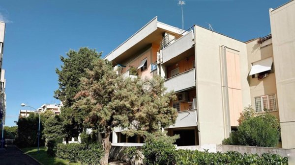 appartamento in vendita a Roma in zona Prenestino-Labicano