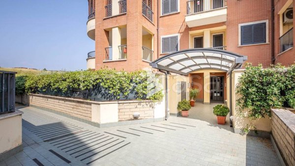 appartamento in vendita a Roma in zona Mezzocammino