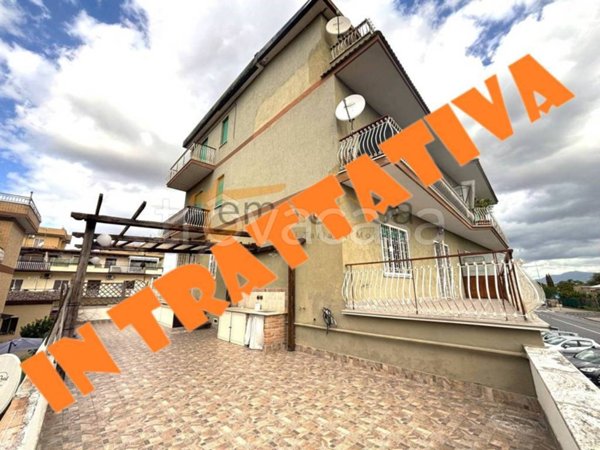 appartamento in vendita a Roma in zona Torre Angela
