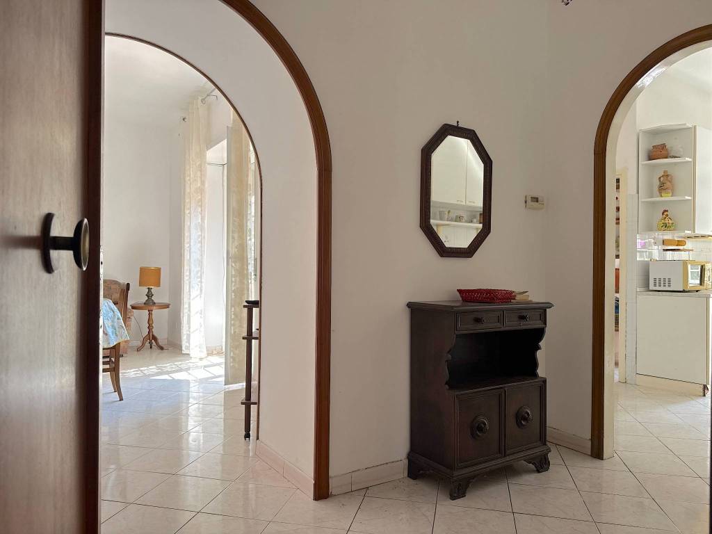 appartamento in vendita a Roma in zona Ostia