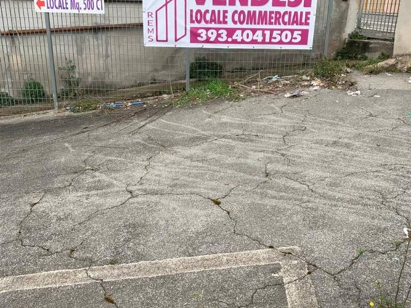 negozio in vendita a Roma in zona Pietralata