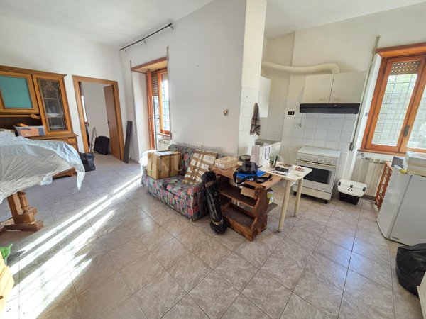 appartamento in vendita a Roma in zona Ostia Antica