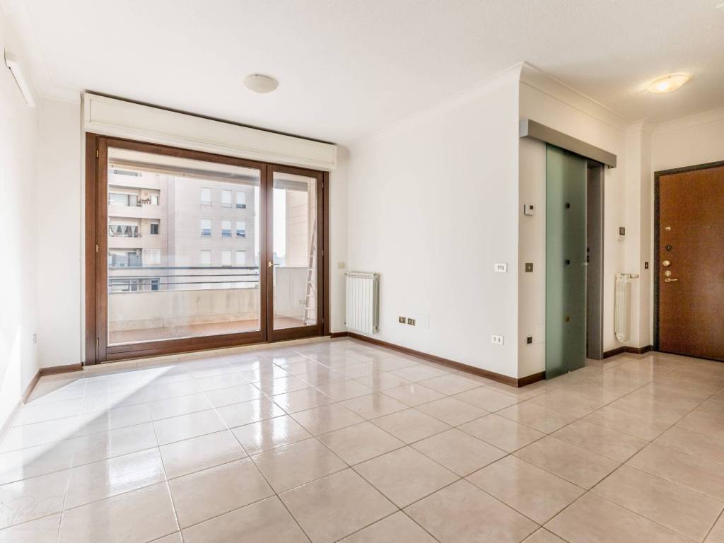 appartamento in vendita a Roma in zona Torrino