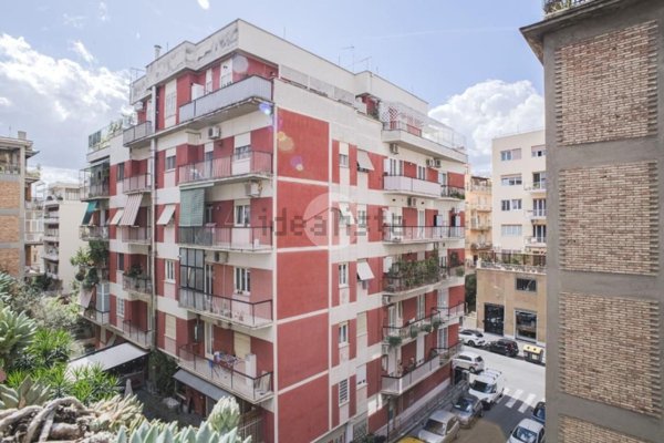 appartamento in vendita a Roma in zona Gianicolense