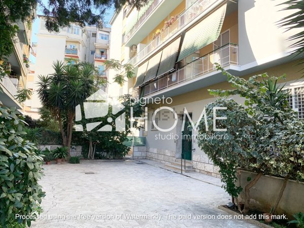 appartamento in vendita a Roma in zona Prenestino-Labicano