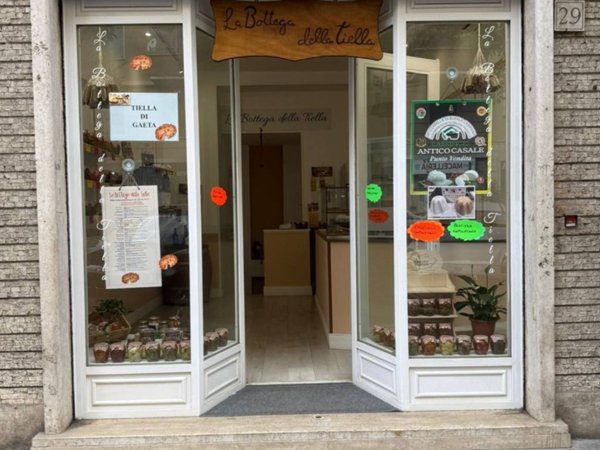 negozio in vendita a Roma