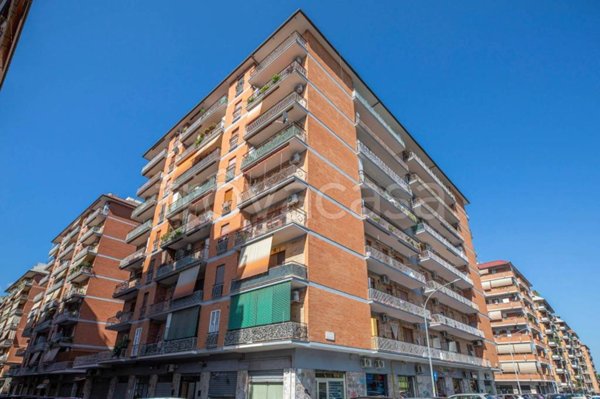 appartamento in vendita a Roma in zona Tuscolano