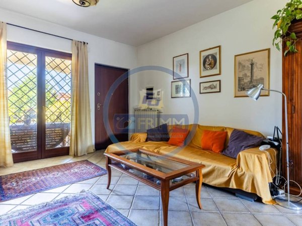 casa indipendente in vendita a Roma in zona Spinaceto