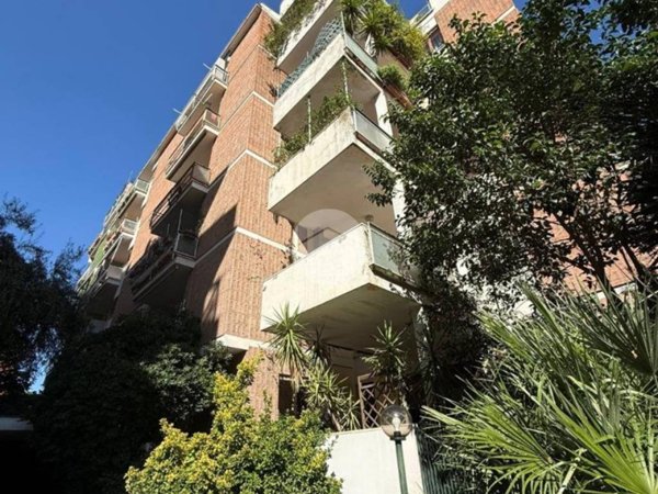 appartamento in vendita a Roma in zona Della Vittoria