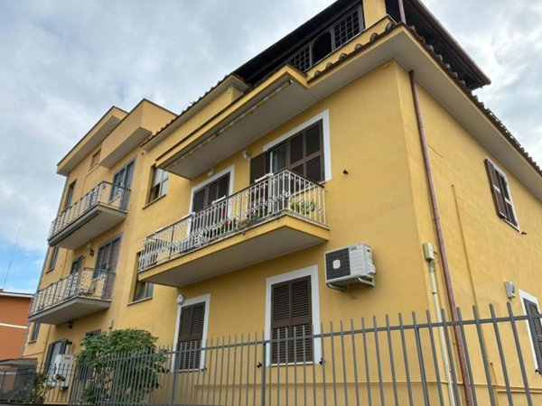 appartamento in vendita a Roma in zona Romanina