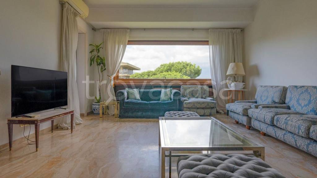 appartamento in vendita a Roma in zona Tor di Quinto