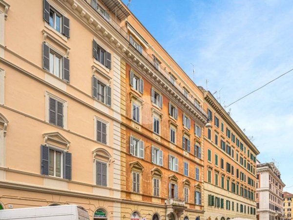 appartamento in vendita a Roma in zona Rione Prati