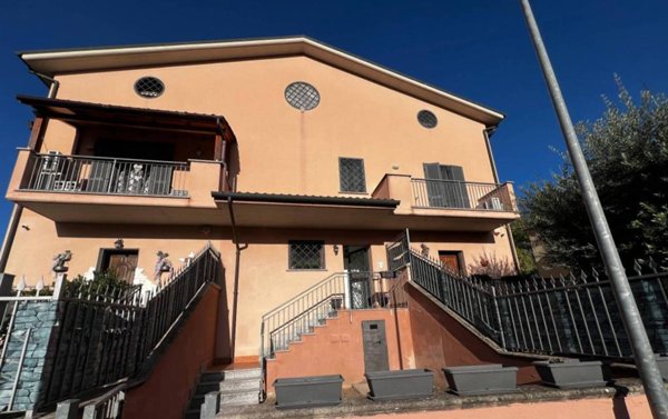 appartamento in vendita a Roma in zona Tor Vergata/Torrenova