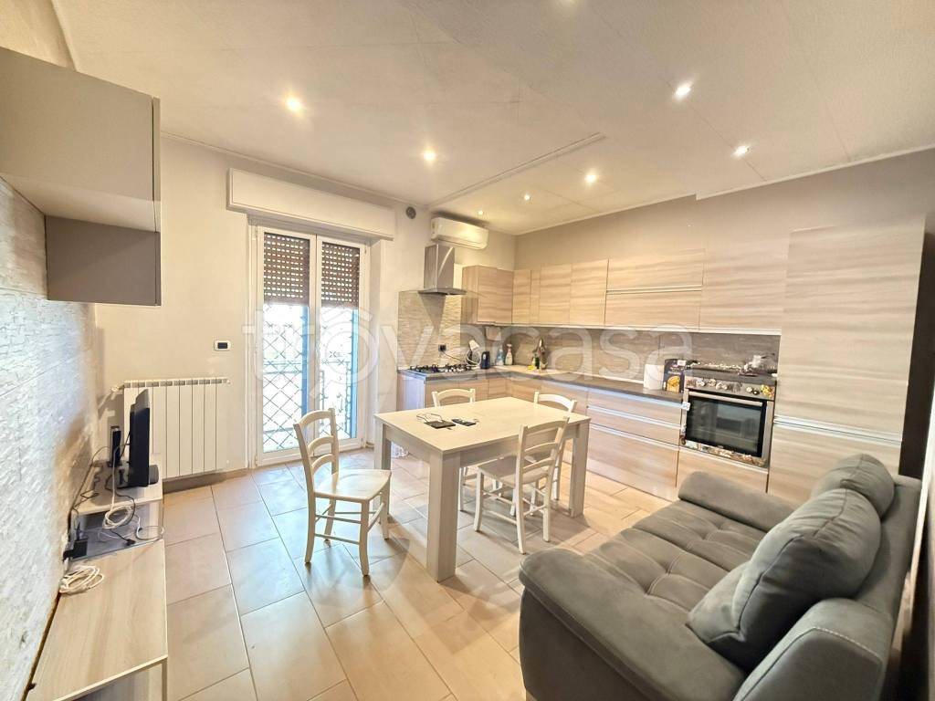 appartamento in vendita a Roma in zona Prenestino-Centocelle