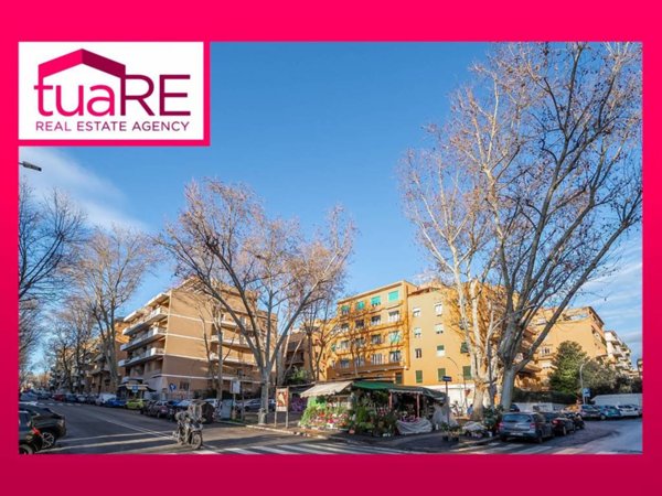 appartamento in vendita a Roma in zona Appio Latino