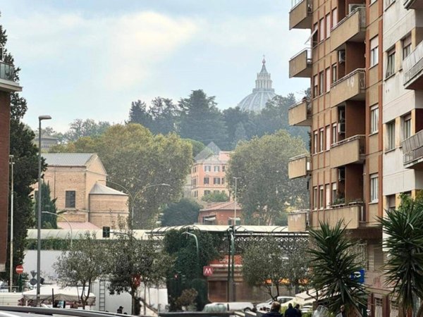appartamento in vendita a Roma in zona Centro Storico