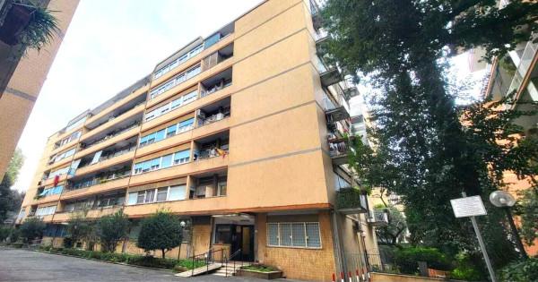 appartamento in vendita a Roma in zona Ostiense