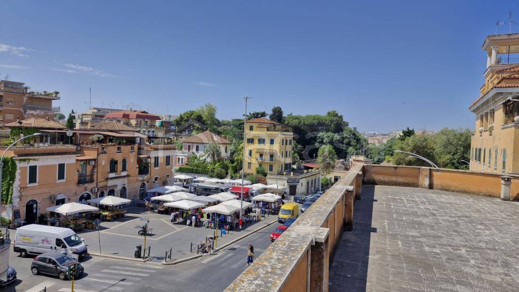 appartamento in vendita a Roma in zona Monte Sacro/Talenti