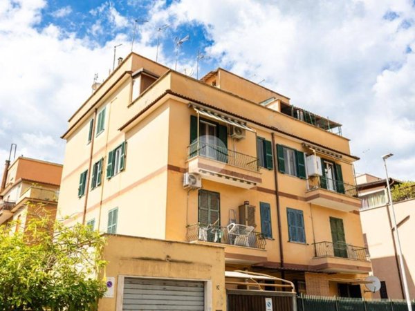appartamento in vendita a Roma in zona Torrevecchia
