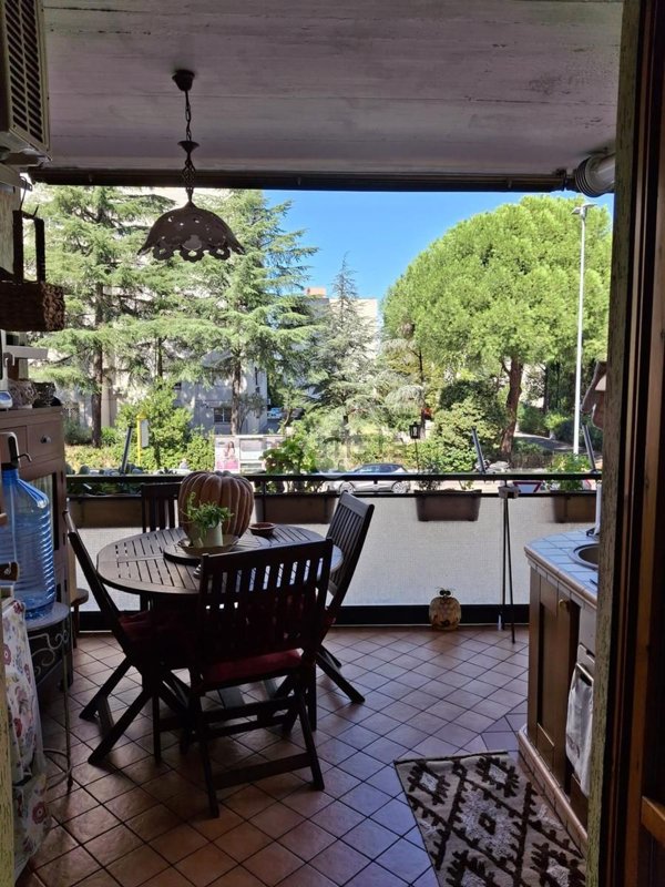 appartamento in vendita a Roma in zona Tor Bella Monaca