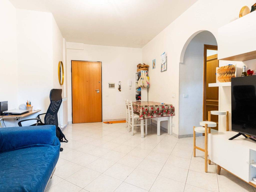 appartamento in vendita a Roma in zona Torre Maura