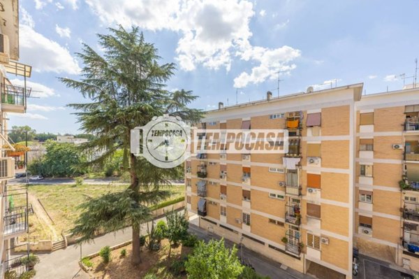 appartamento in vendita a Roma in zona Pietralata