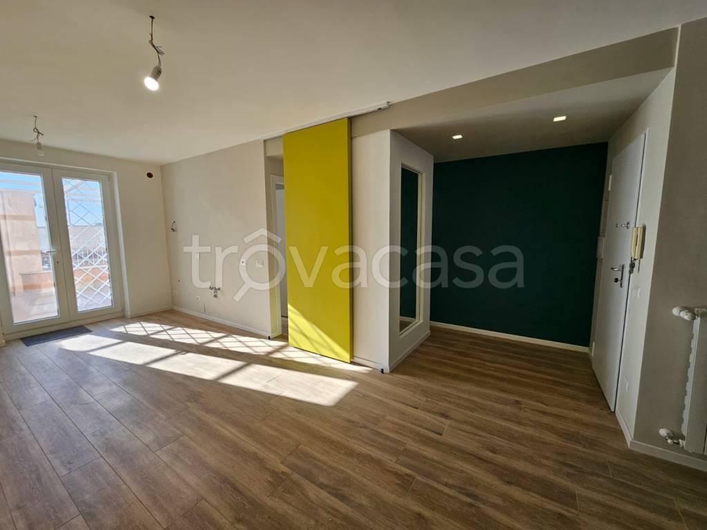 appartamento in vendita a Roma in zona Casalotti