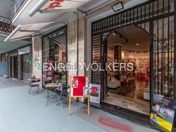 locale commerciale in vendita a Roma in zona Collatino
