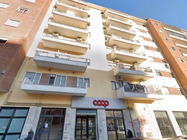 appartamento in vendita a Roma in zona Prenestino-Centocelle