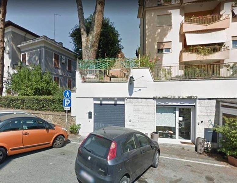 negozio in vendita a Roma in zona Monte Sacro/Talenti