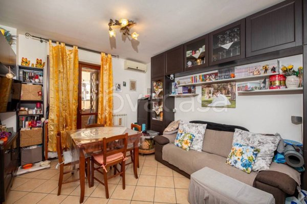 appartamento in vendita a Roma in zona Castelverde