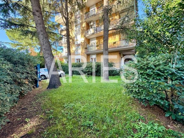 appartamento in vendita a Roma in zona Gianicolense