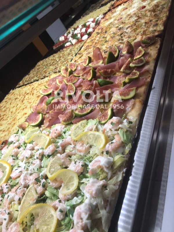 negozio in vendita a Roma in zona Della Vittoria