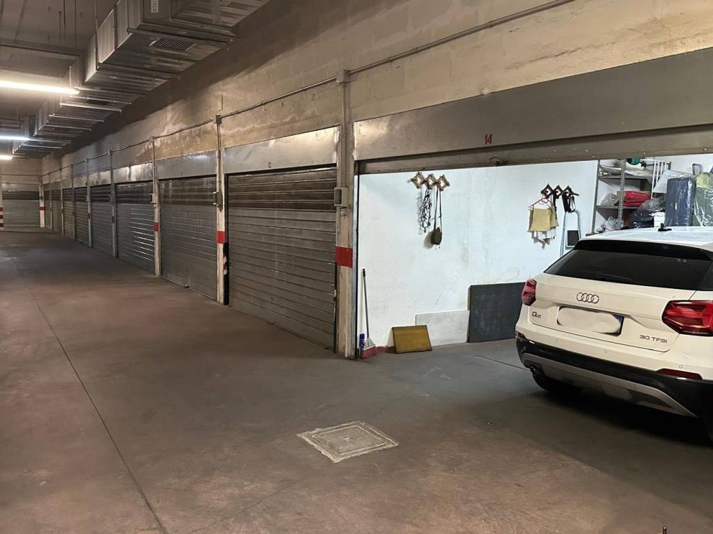 casa indipendente in vendita a Roma in zona Tuscolano