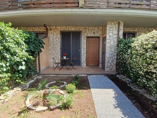 appartamento in vendita a Roma in zona Massimina/Casal Lumbroso