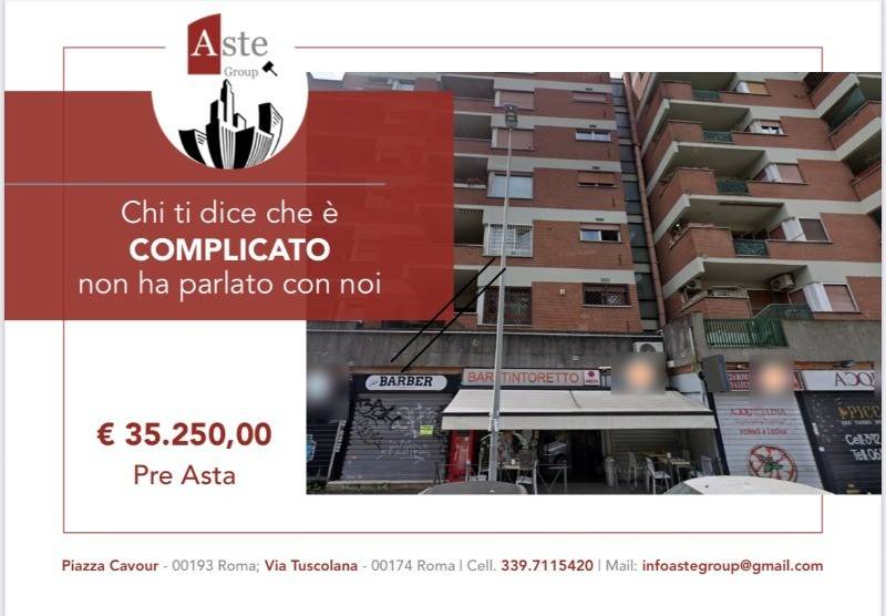 negozio in vendita a Roma in zona Ardeatino