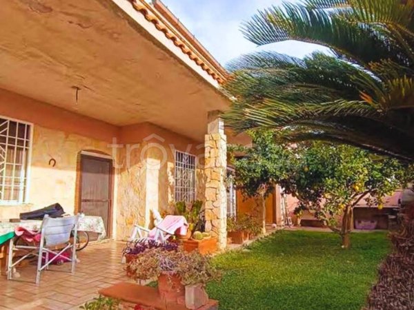 casa indipendente in vendita a Roma in zona Dragona/Bagnoletto