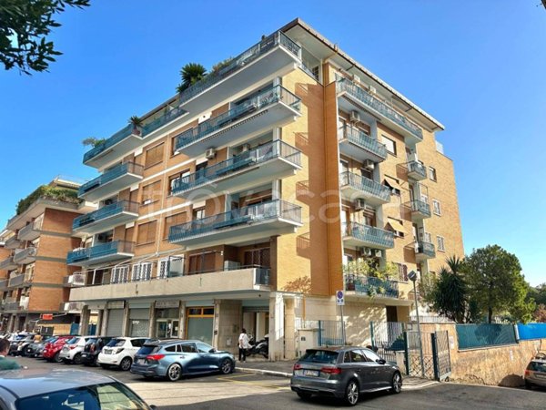 appartamento in vendita a Roma