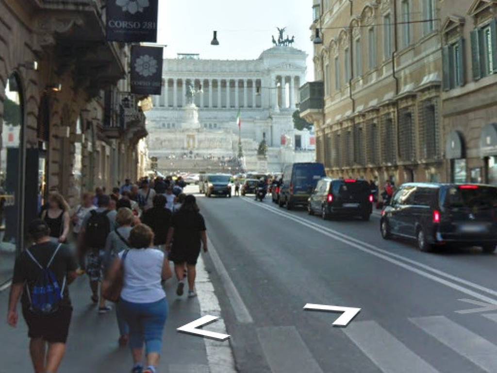 negozio in vendita a Roma in zona Campo Marzio