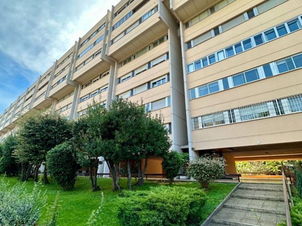 appartamento in vendita a Roma in zona EUR