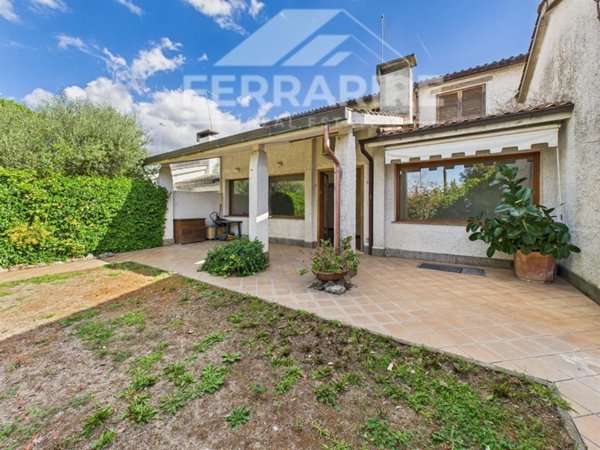 casa indipendente in vendita a Roma in zona Olgiata