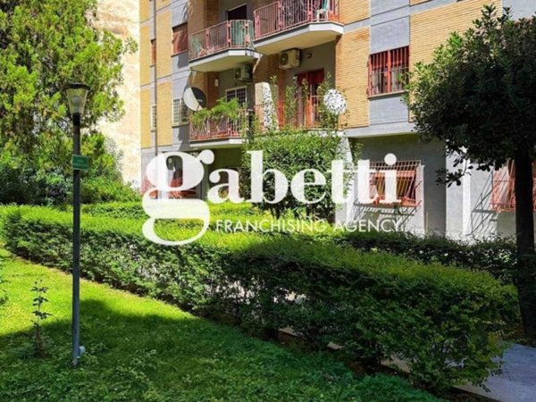 appartamento in vendita a Roma in zona Prenestino-Labicano