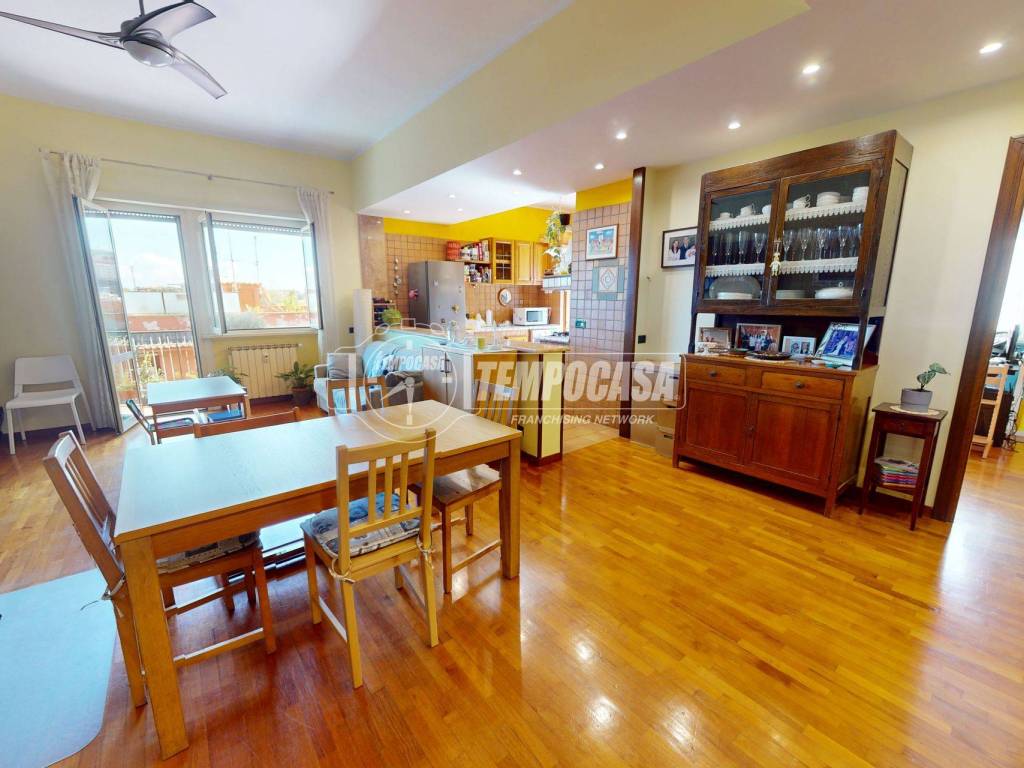 appartamento in vendita a Roma